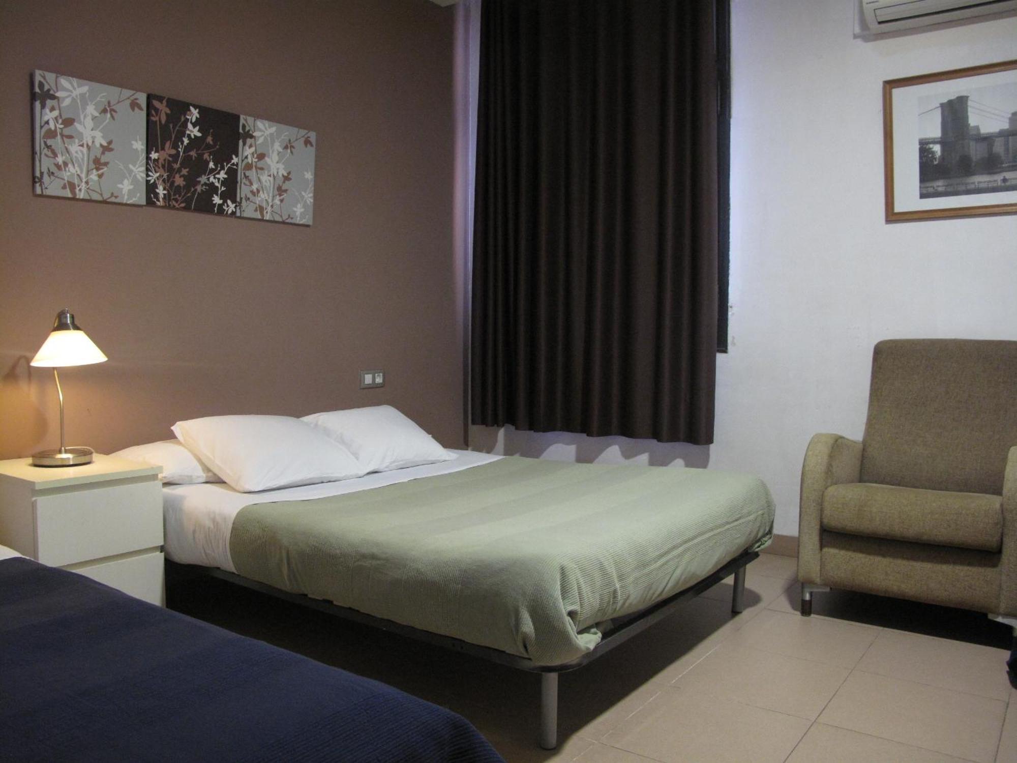 Hostal Lk Barcelona — Foto 3